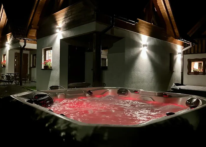 Mala Osada Z Jacuzzi Przy Gondoli Chalet *